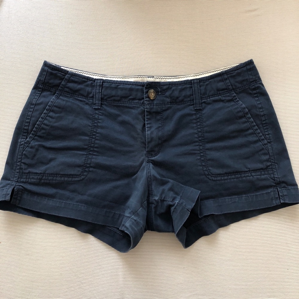 Blue khaki shorts 3.5 inch inseam